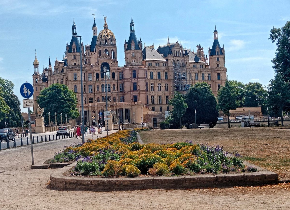 Zámek a Zahrady Swerin