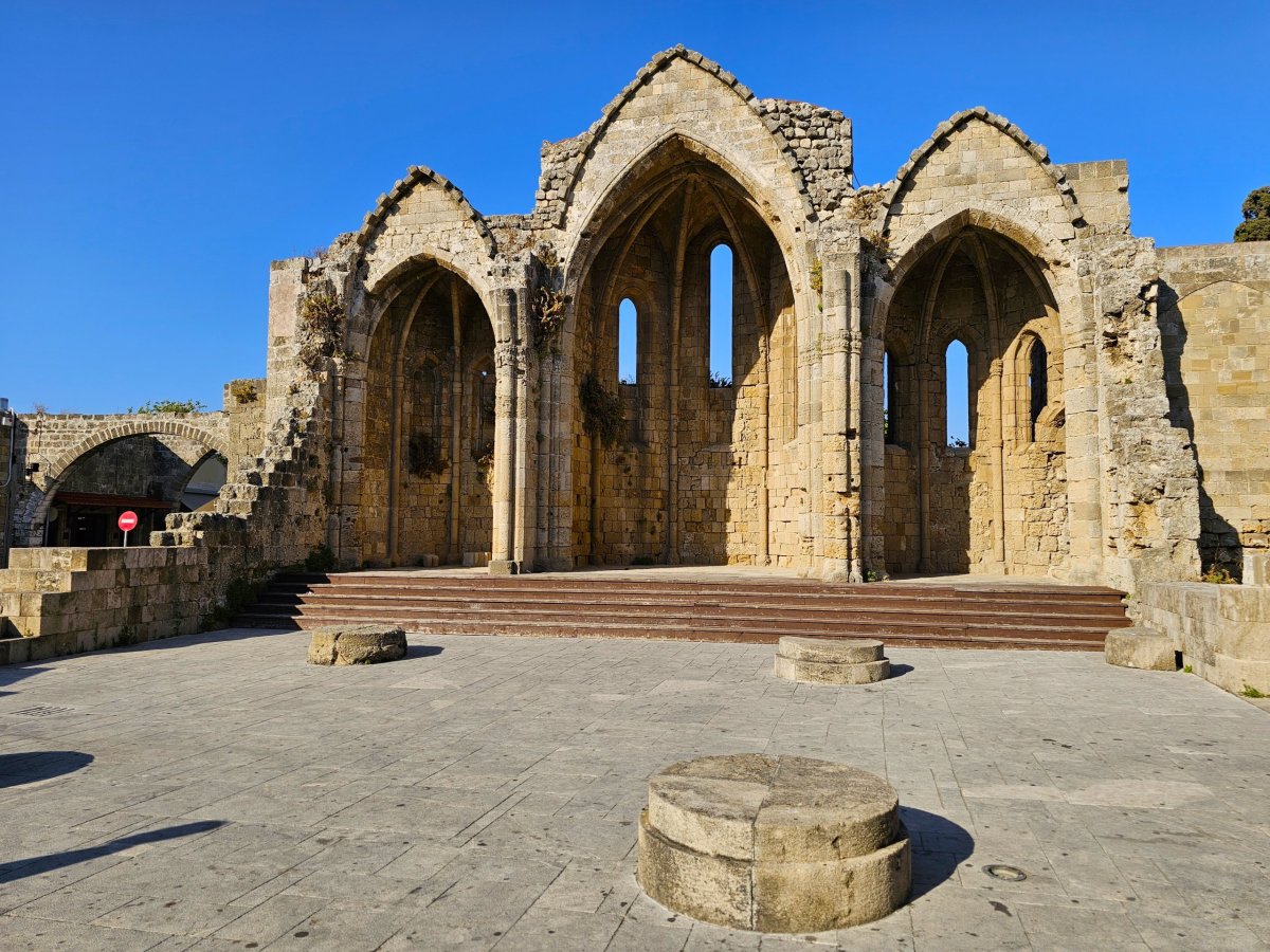 Church Virgin Mary of the Burgh