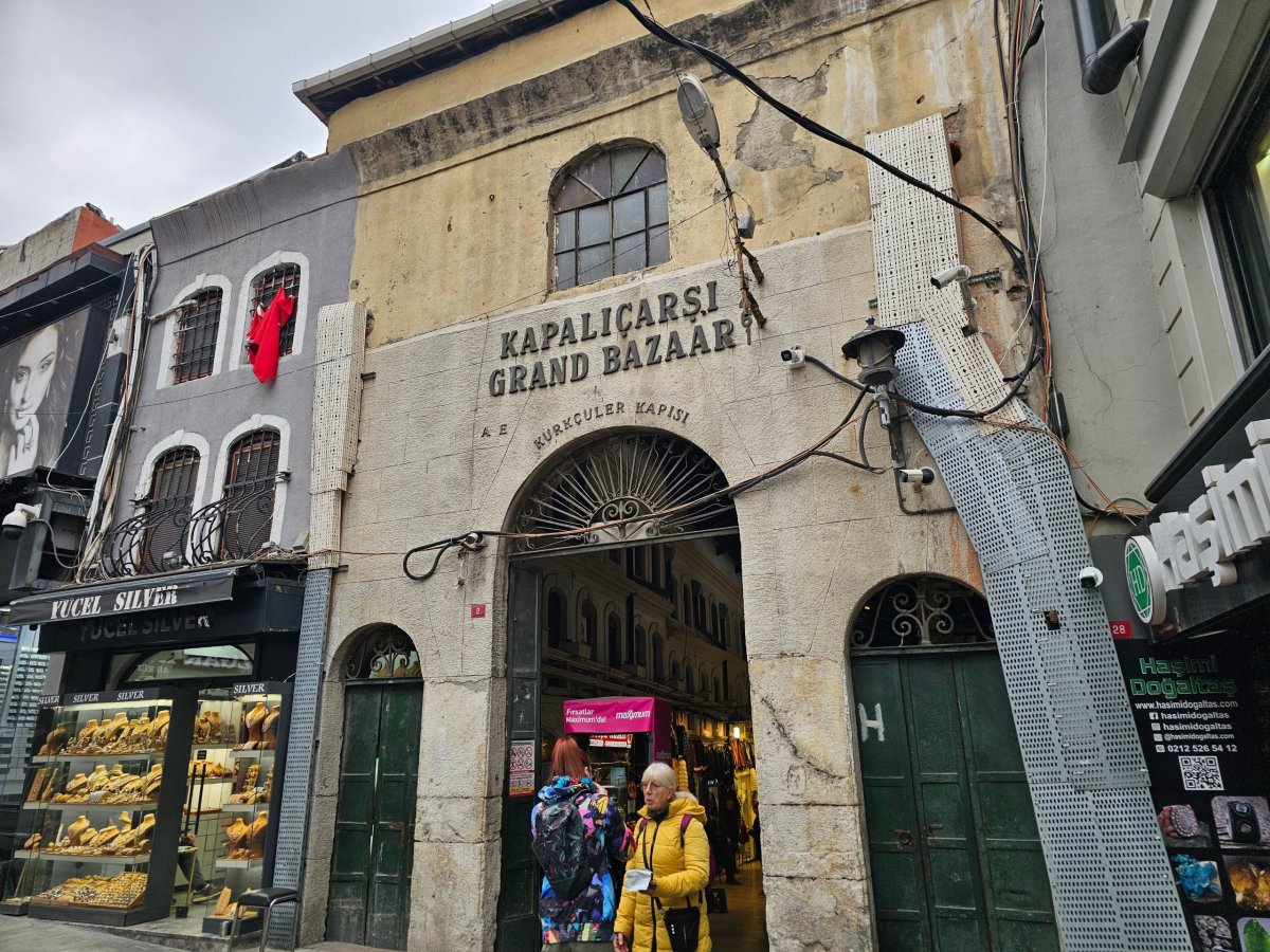 Vstup do Velkého bazaru