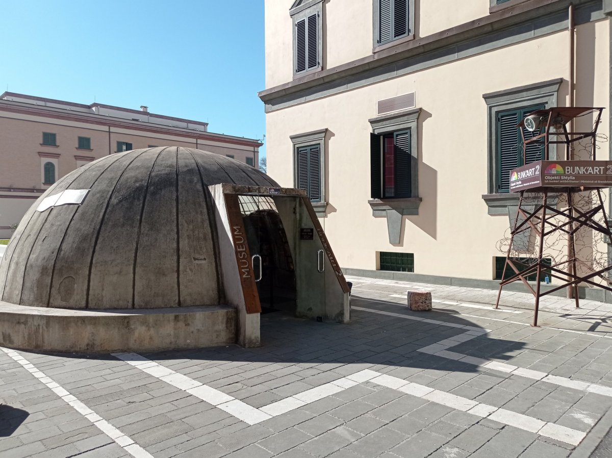 Tirana - Bunkart