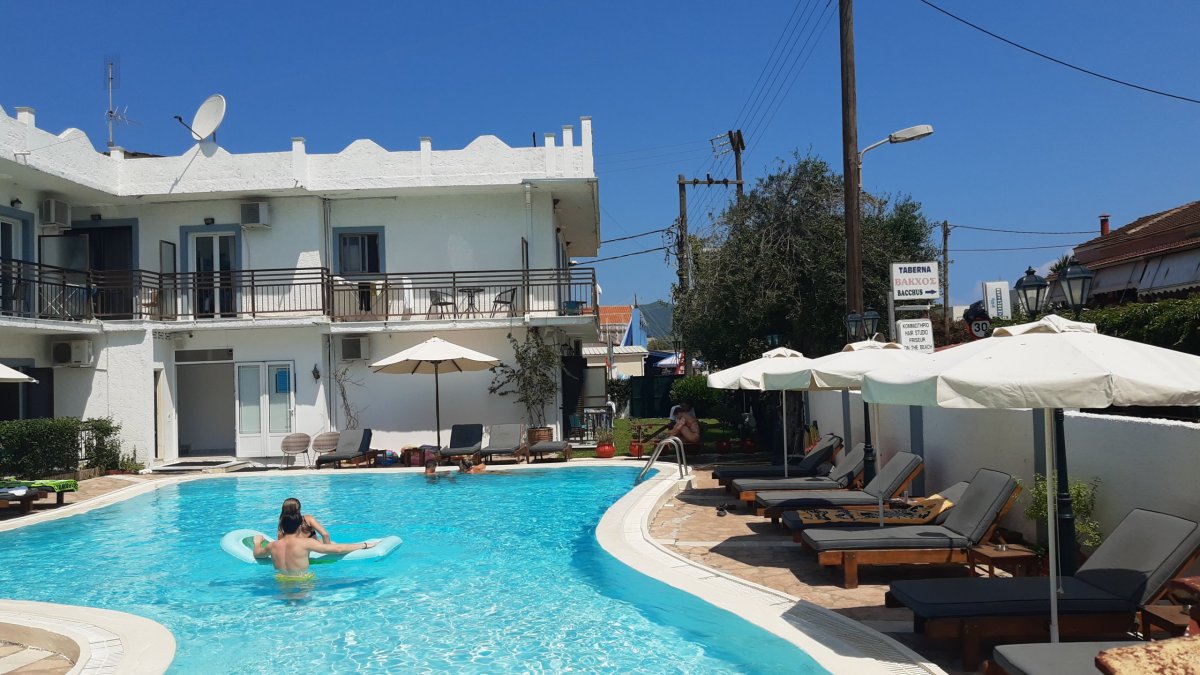 Hotel kousek od pláže