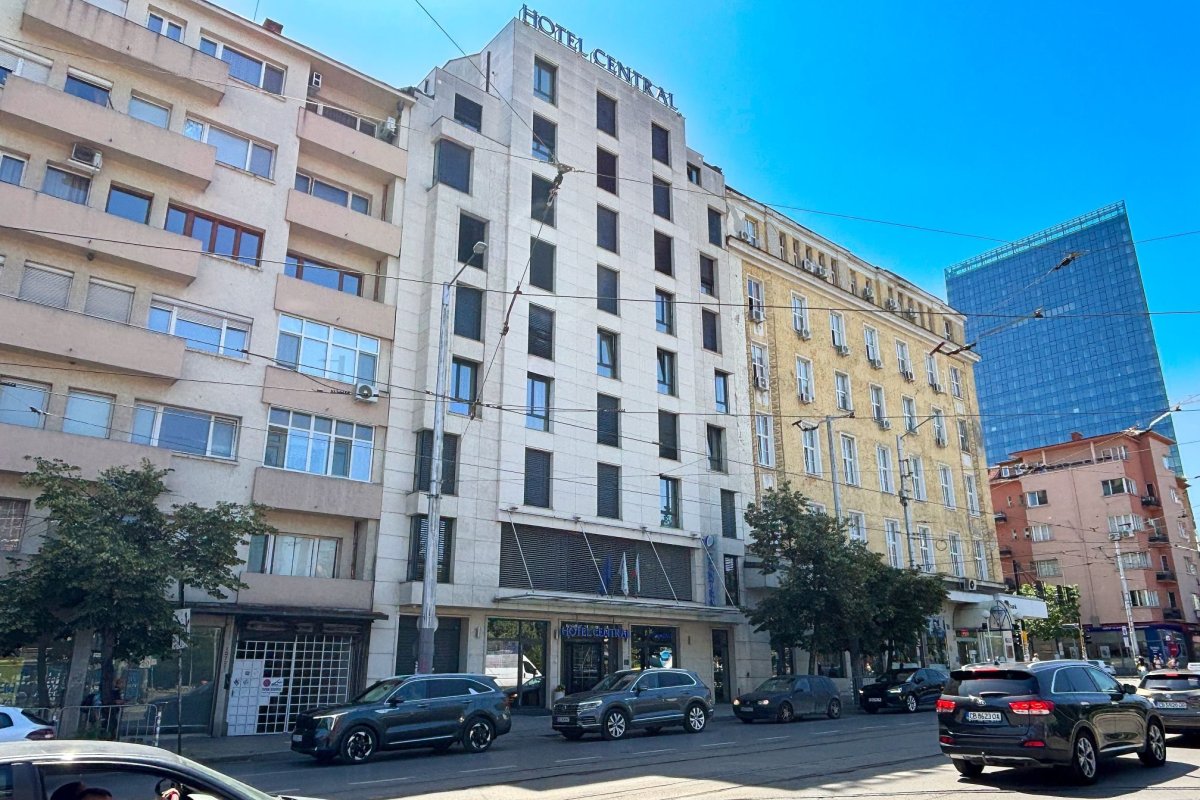 Central hotel