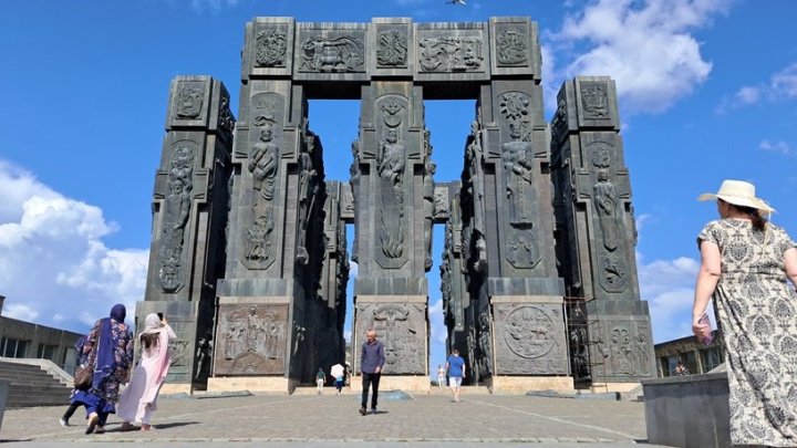 A tohle je přímo to Chronicle of Georgia