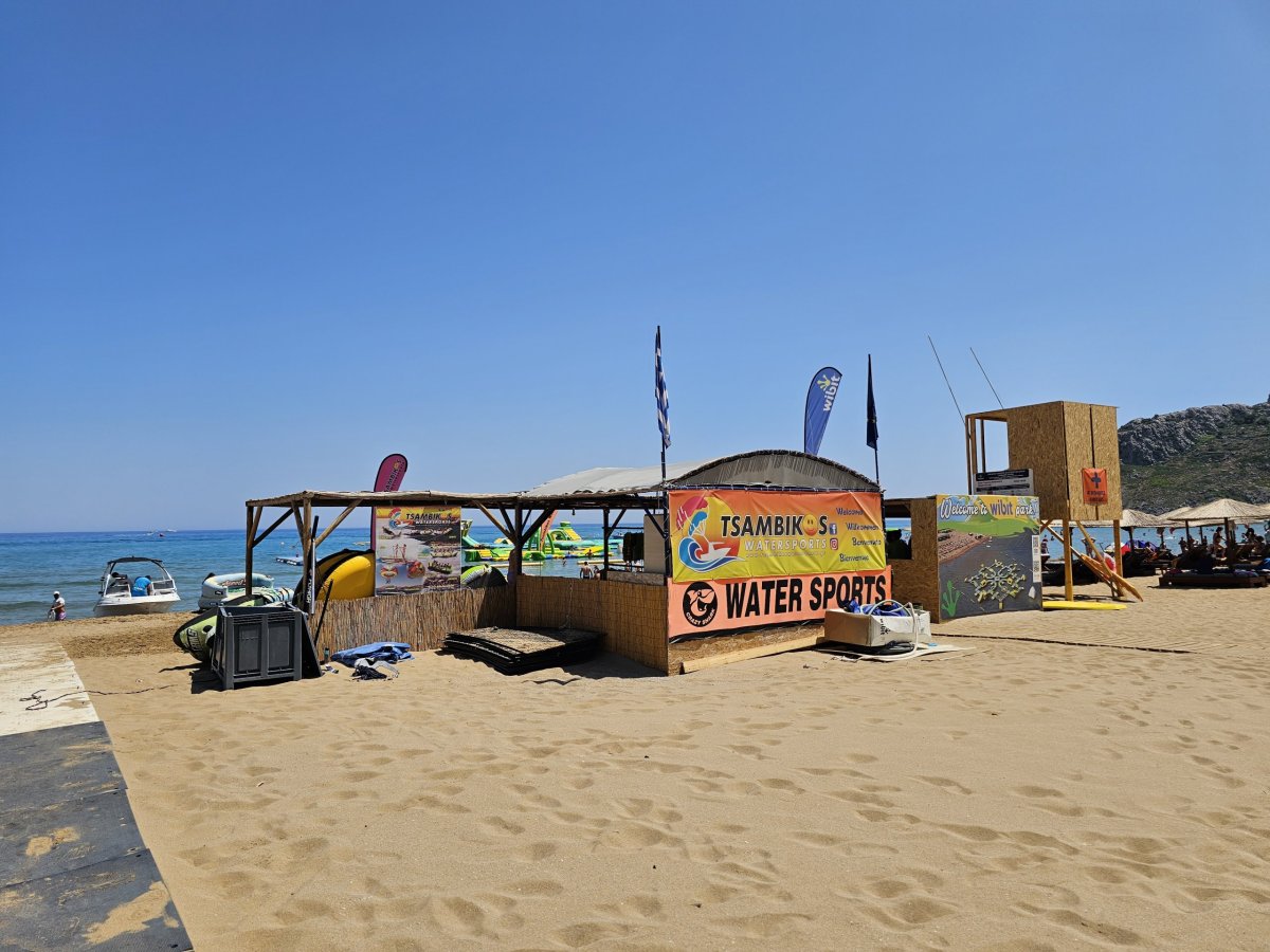 Vodní sporty, pláž Tsambika