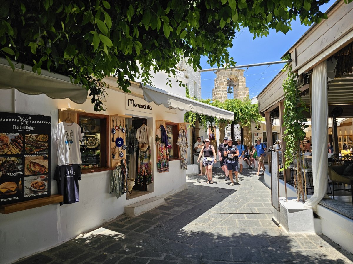 Obchody Lindos