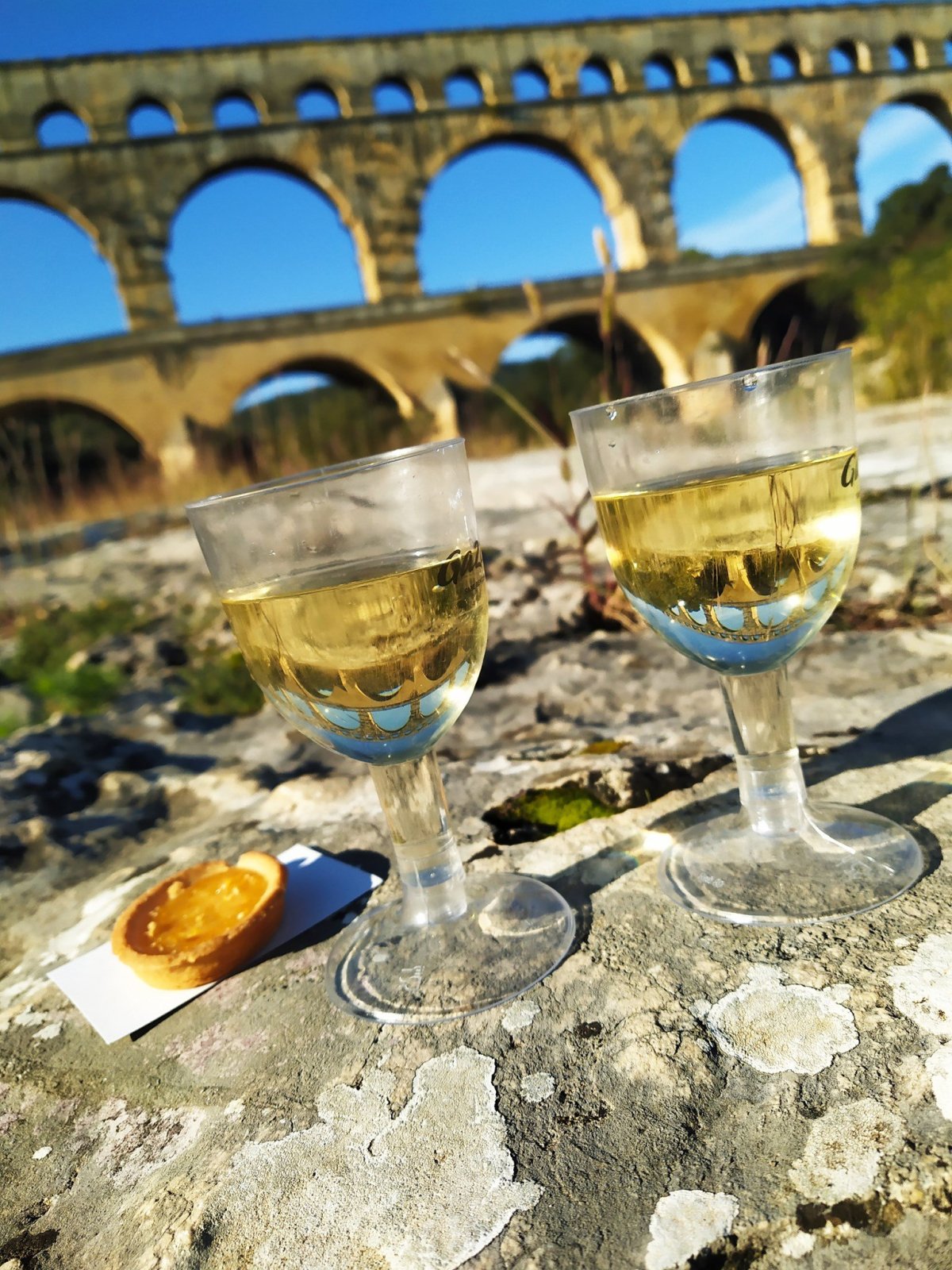 Snídaně u Pont du Gard
