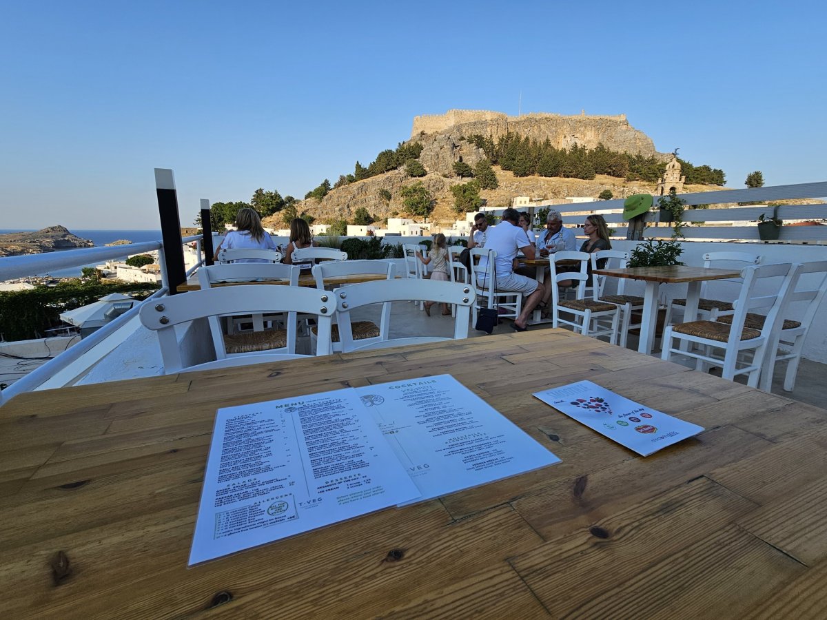Rooftop restaurace Lindos