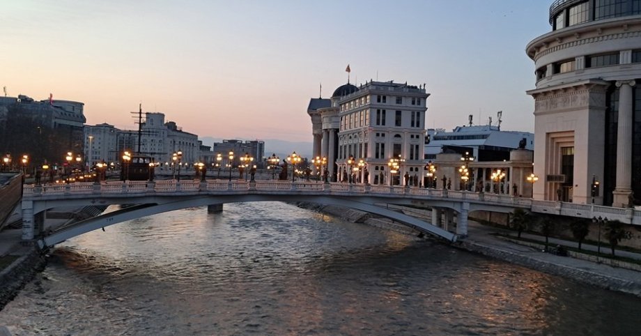Repliky historických budov v centru Skupje