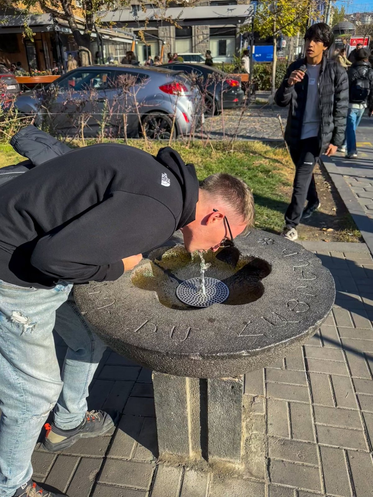Veřejná pírka rozmístěná po celém Jerevanu