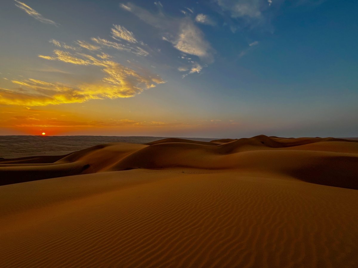 východ slunce v dunách