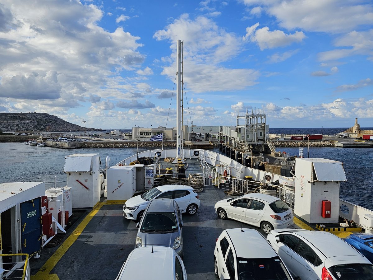 Parkování na trajektu Malta - Gozo