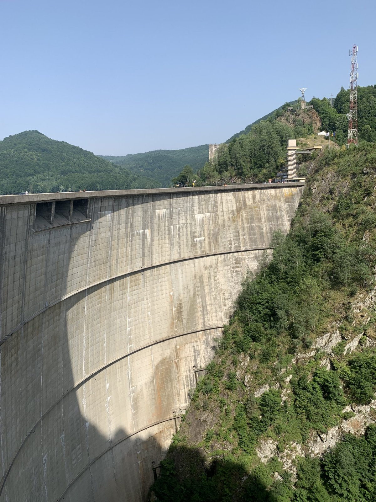 Vidraru Dam