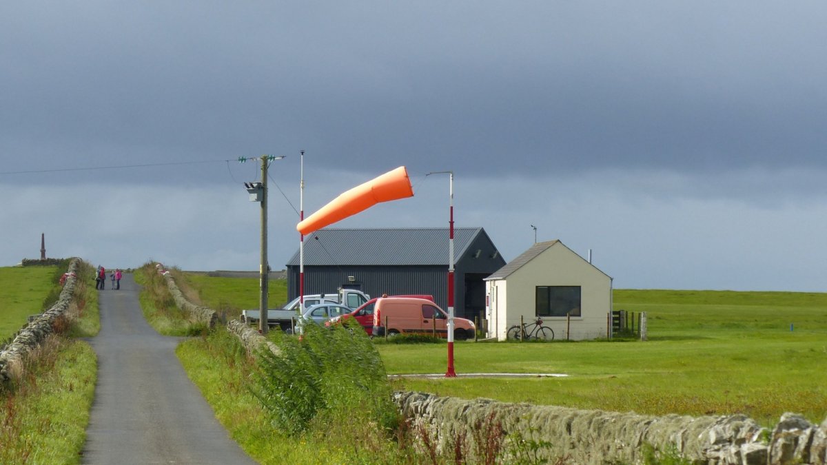 Procházka kolem letiště