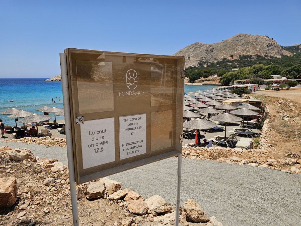 Ceny lehátek, Pondamos Beach