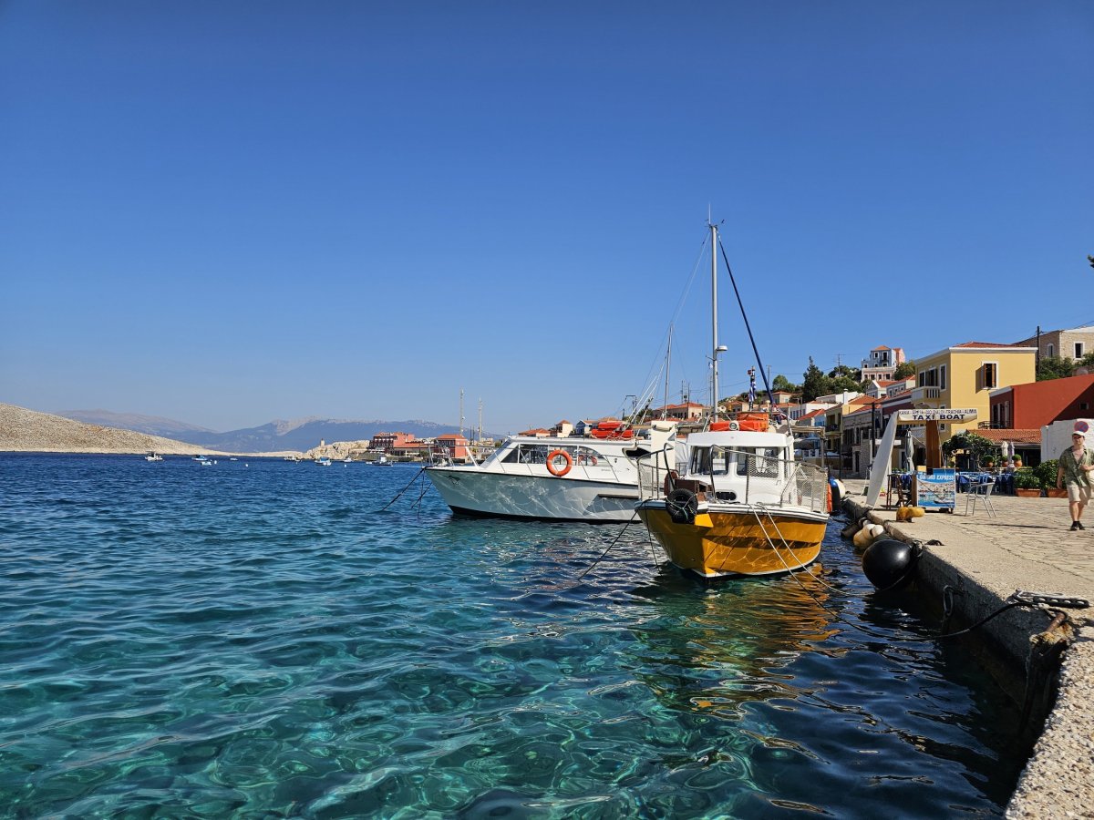Water Taxi k pláži Kania