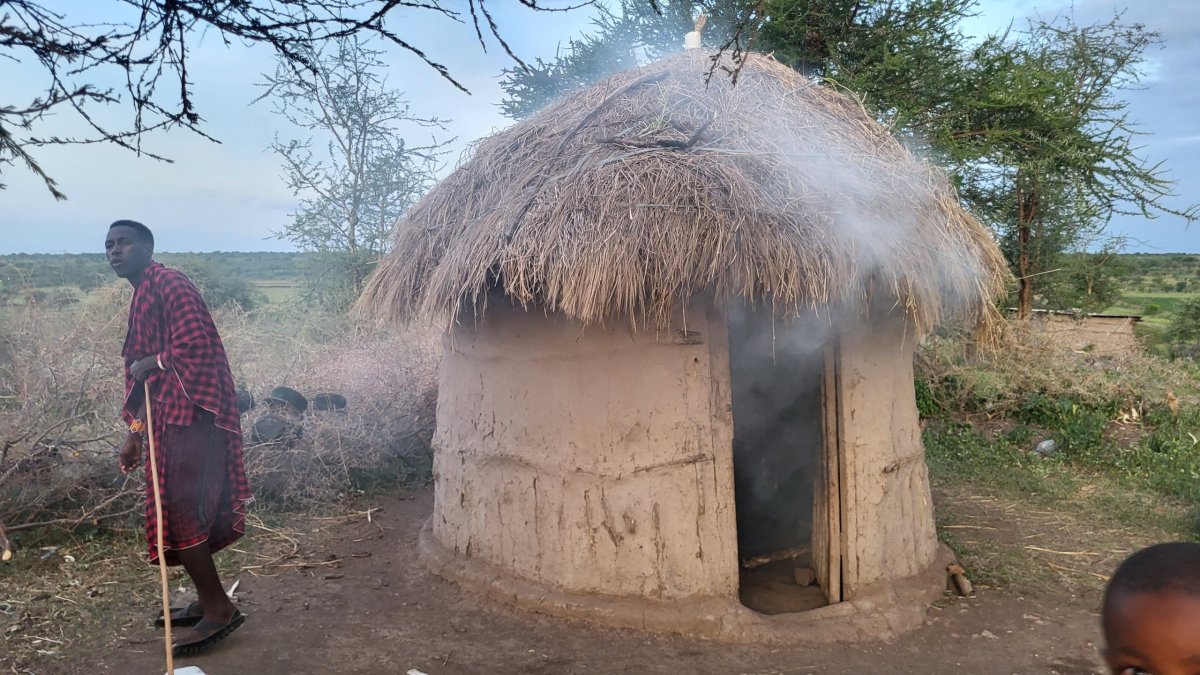 Maňaty nemají komín ani okna