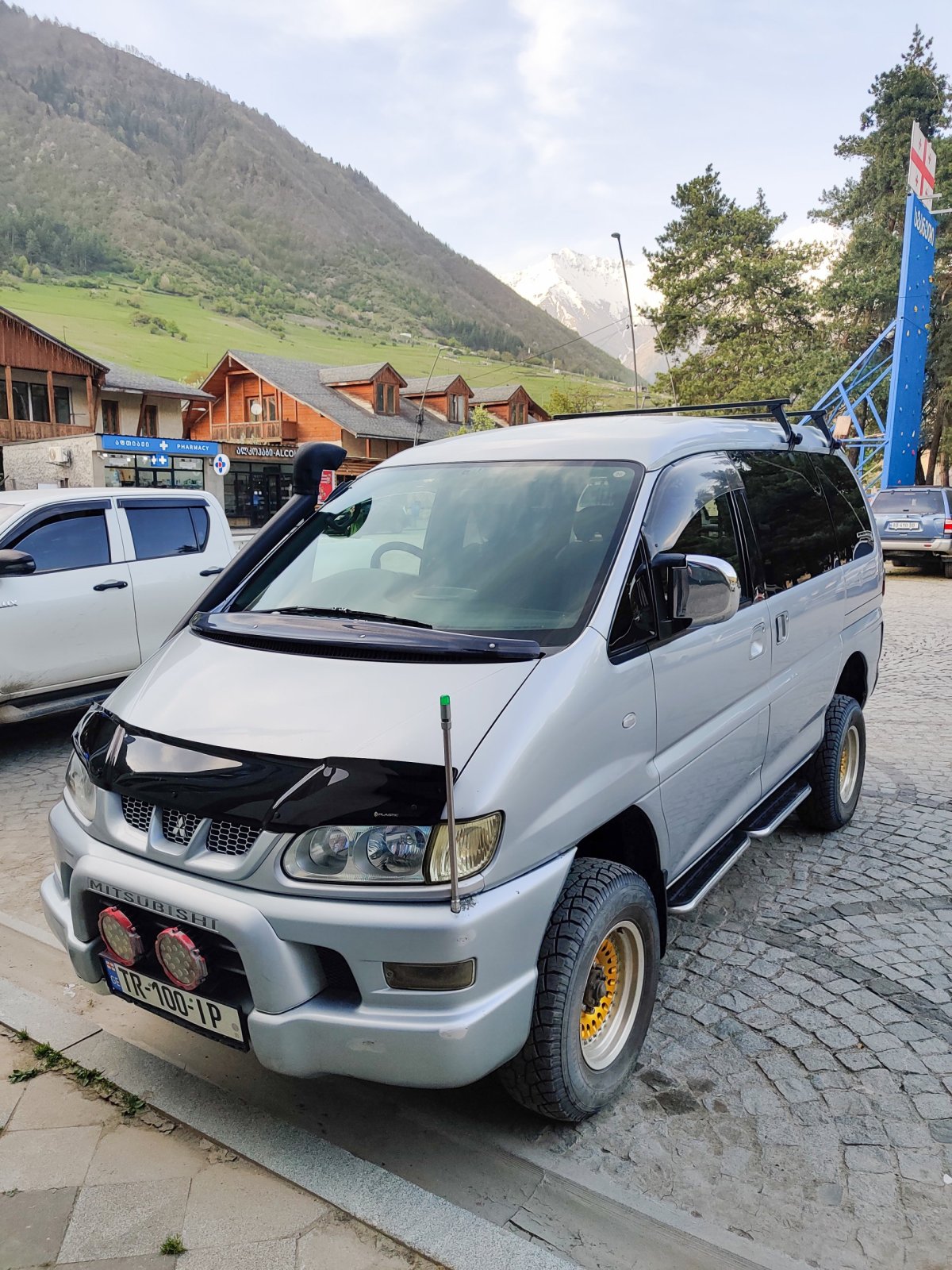 To nejlepší v čem jde Gruzie projet - Delica