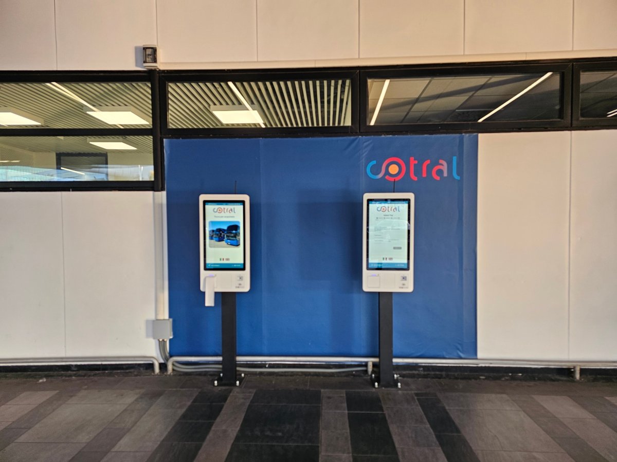 Automaty na jízdenky autobusů Cotral