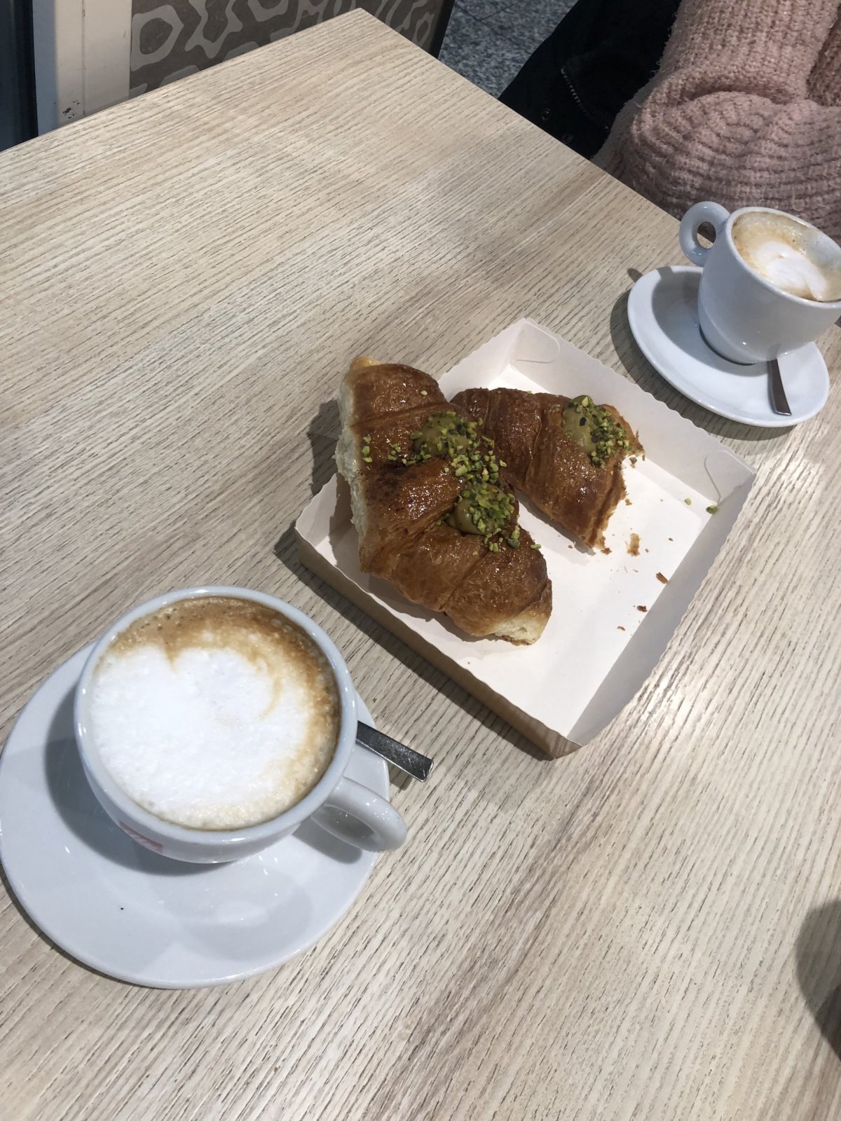 Pauza v Miláně na letišti