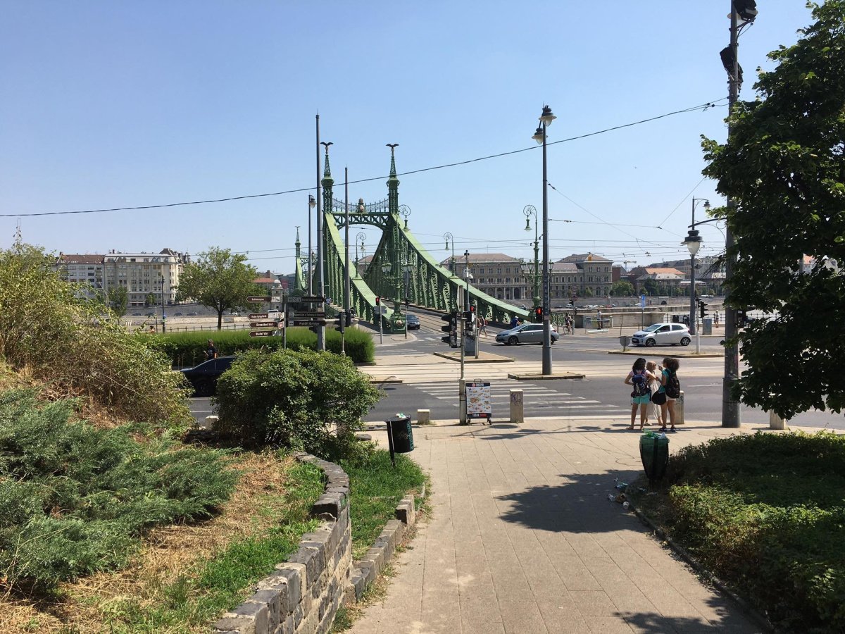 Most svobody, pohled od Gellértova vrchu