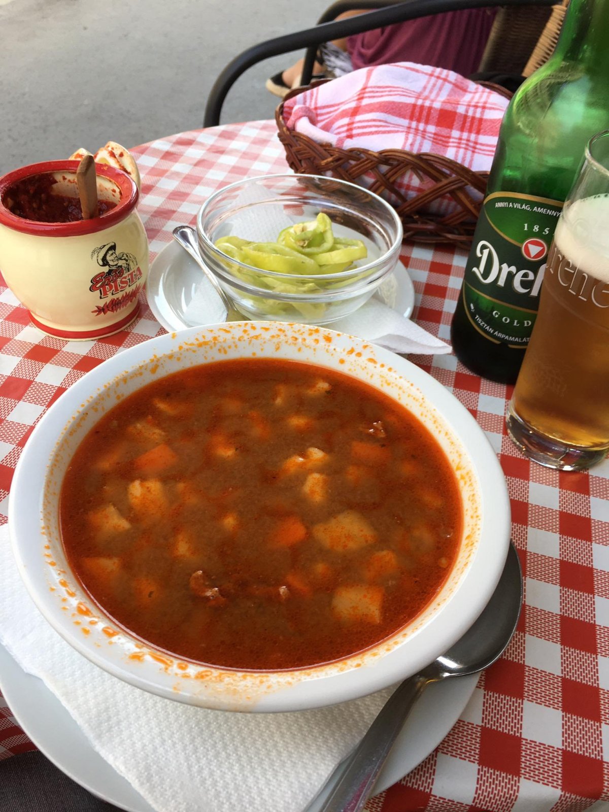 Pravý, nefalšovaný maďarský guláš :)