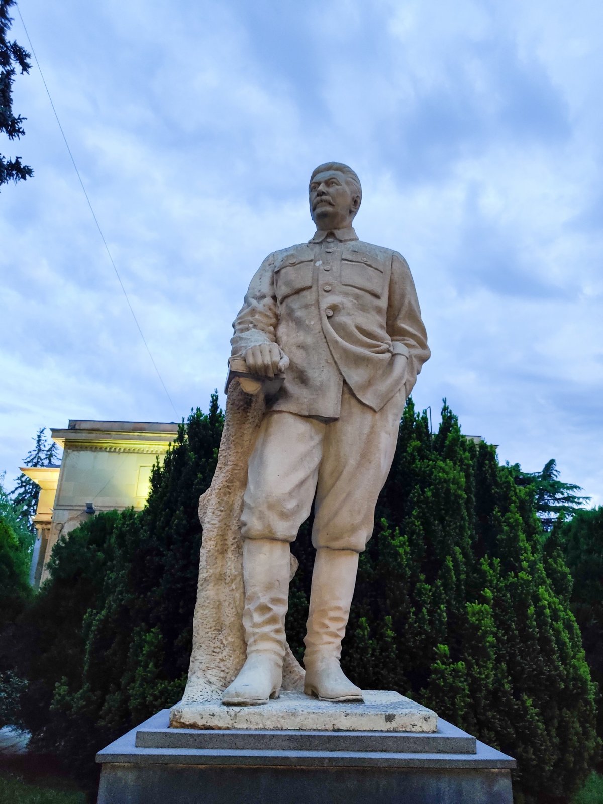 Gori je známé hlavně jedním místním rodákem