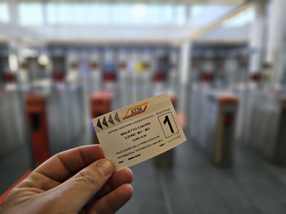 Papírová jízdenka na veřejnou dopravu