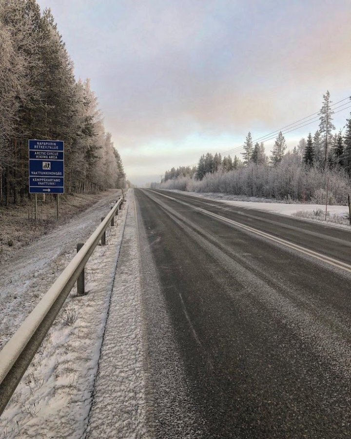 Tady nás řidič vysadil