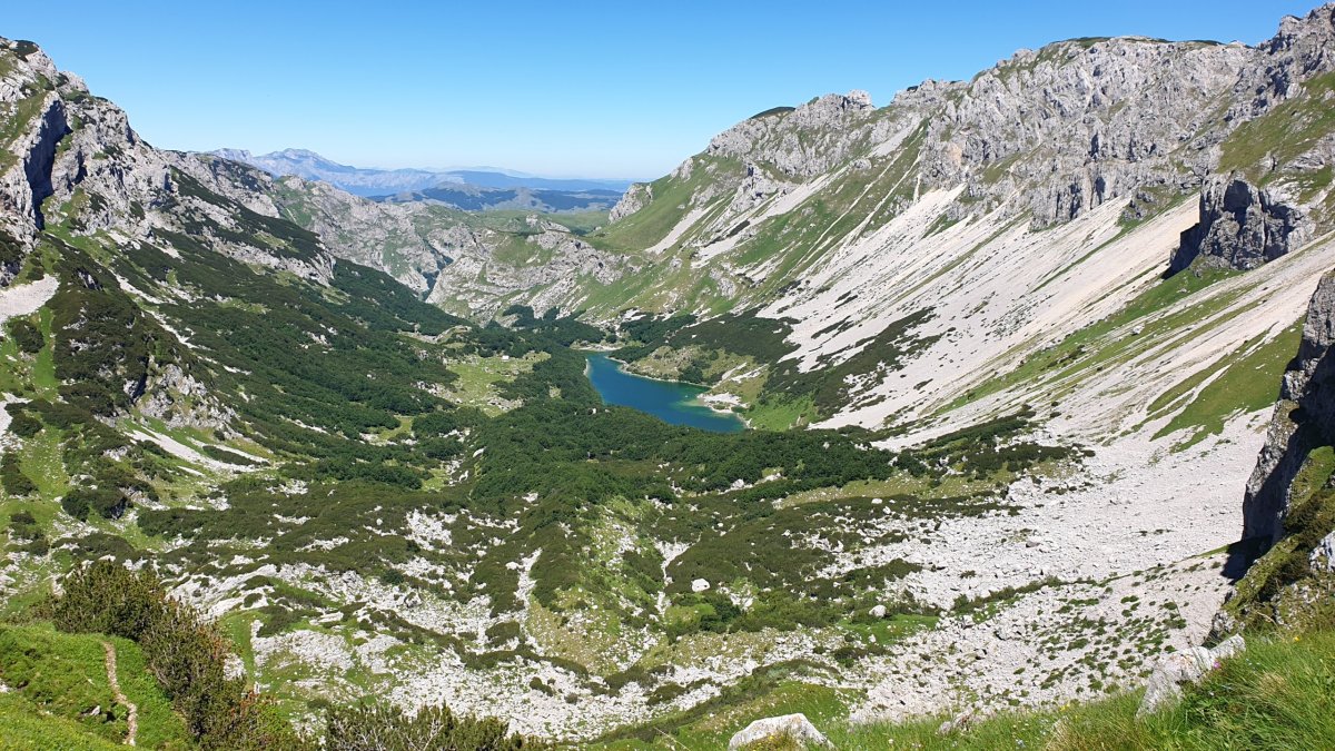 Veliko Skrcko Jezero