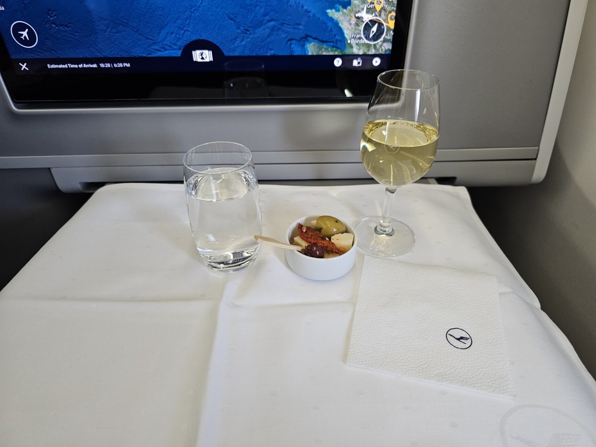 Olivy a sýr - první servis