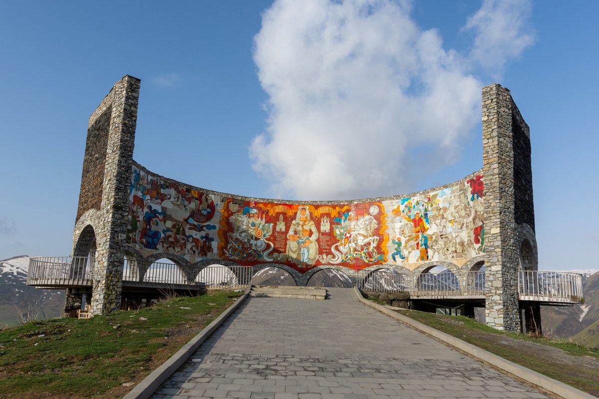 Obrazová alegorie historie gruzie, vybudována v sedmdesátých letech a oslavující rolníky a sověty