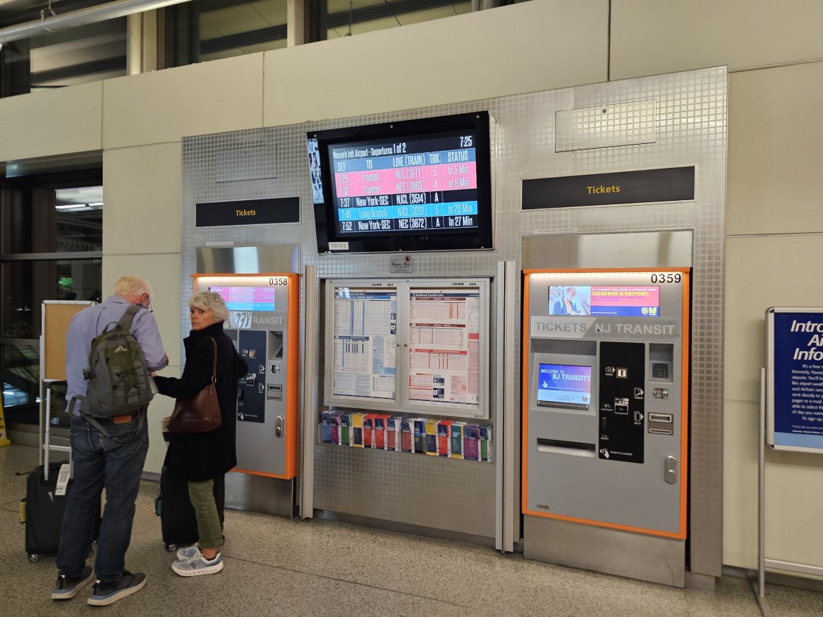 Automat na jízdenky