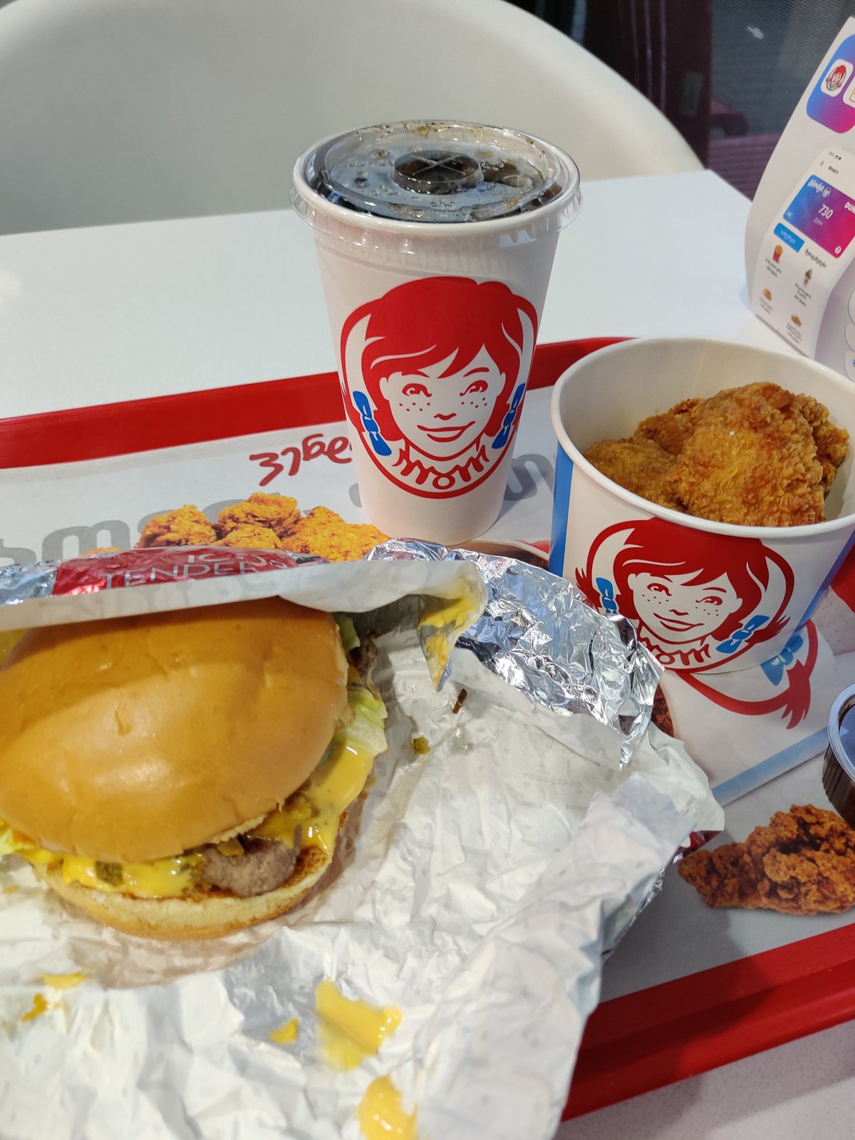 Wendy´s na dálnici mezi Tbilisi a Kutaisi