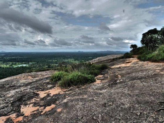 Sigiriy Rock, Pidurangala Rock