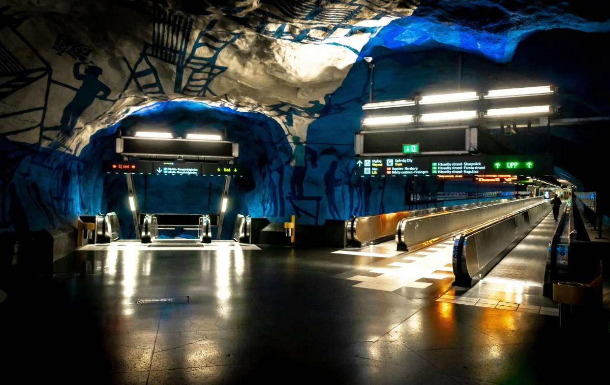 T-Centralen (výstup z modré linky)