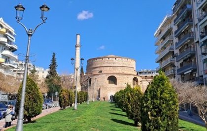 Pohled na Roundu zvenčí