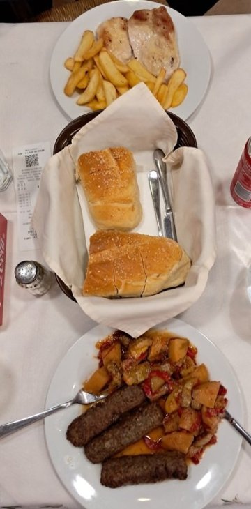 Řecká gastronomie- podobná té ex-jugoslávské