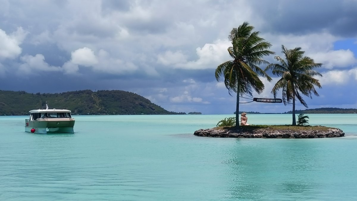 Přílet na Bora Bora