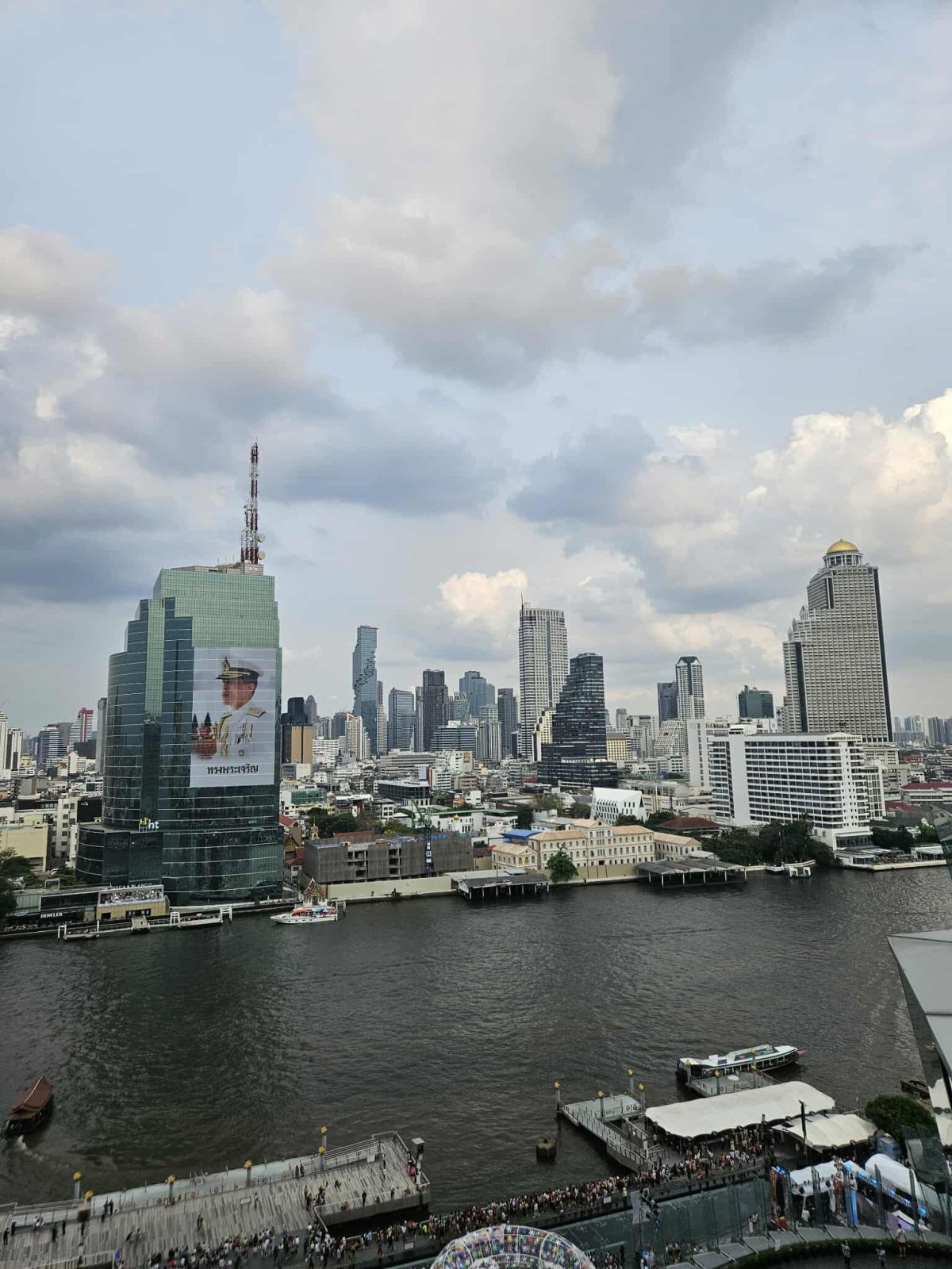 Výhled z terasy Icon Siam