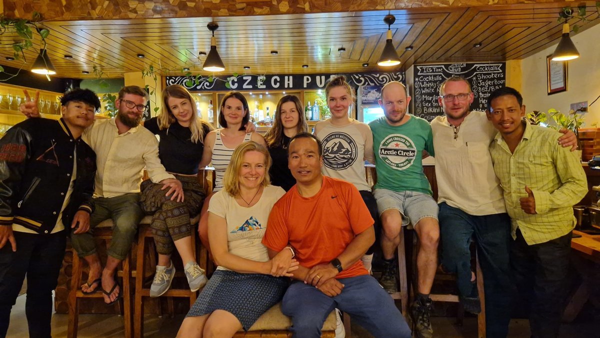 rozloučení v české hospodě