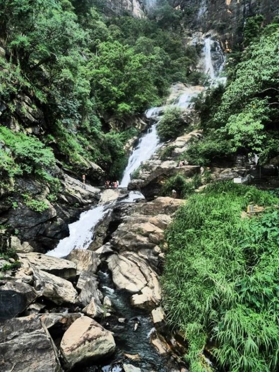 Rawana Waterfall, Ella