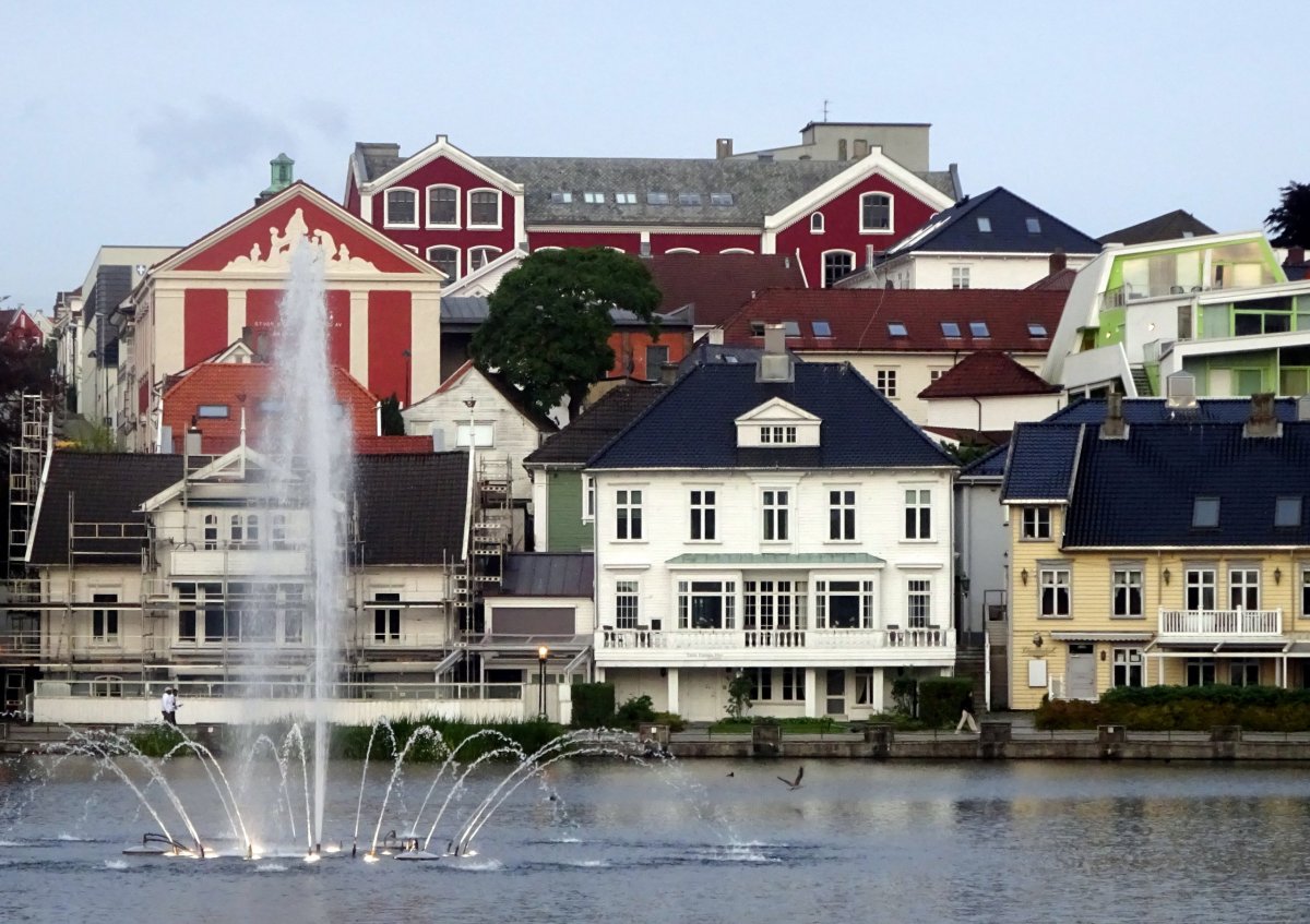 Jezero Breiavatnet v centru Stavangeru