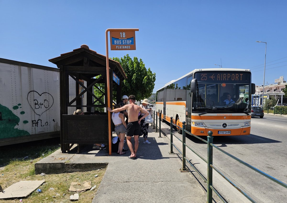 Autobus ve Faliraki