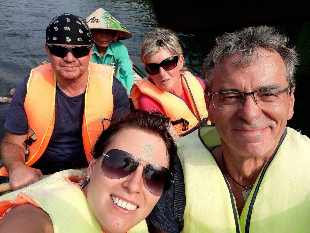 Tady se ještě smějeme, než nás sedřela z kůže