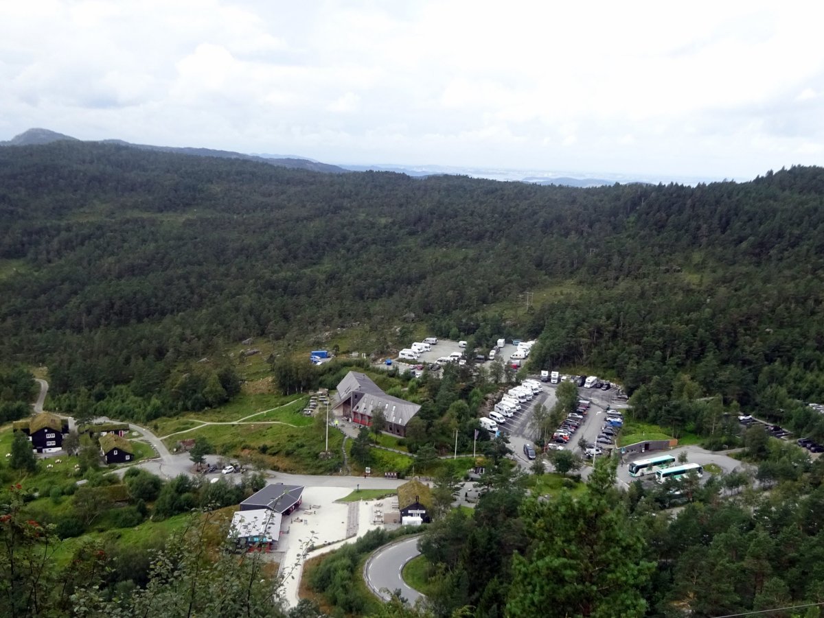 Výhled na Preikestolhytta