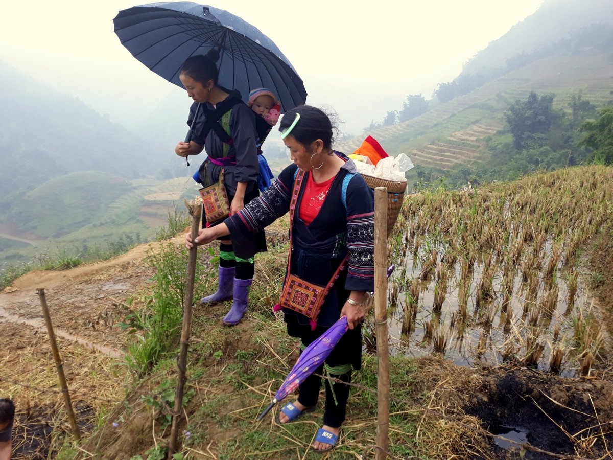 Dívky z kmene Hmong