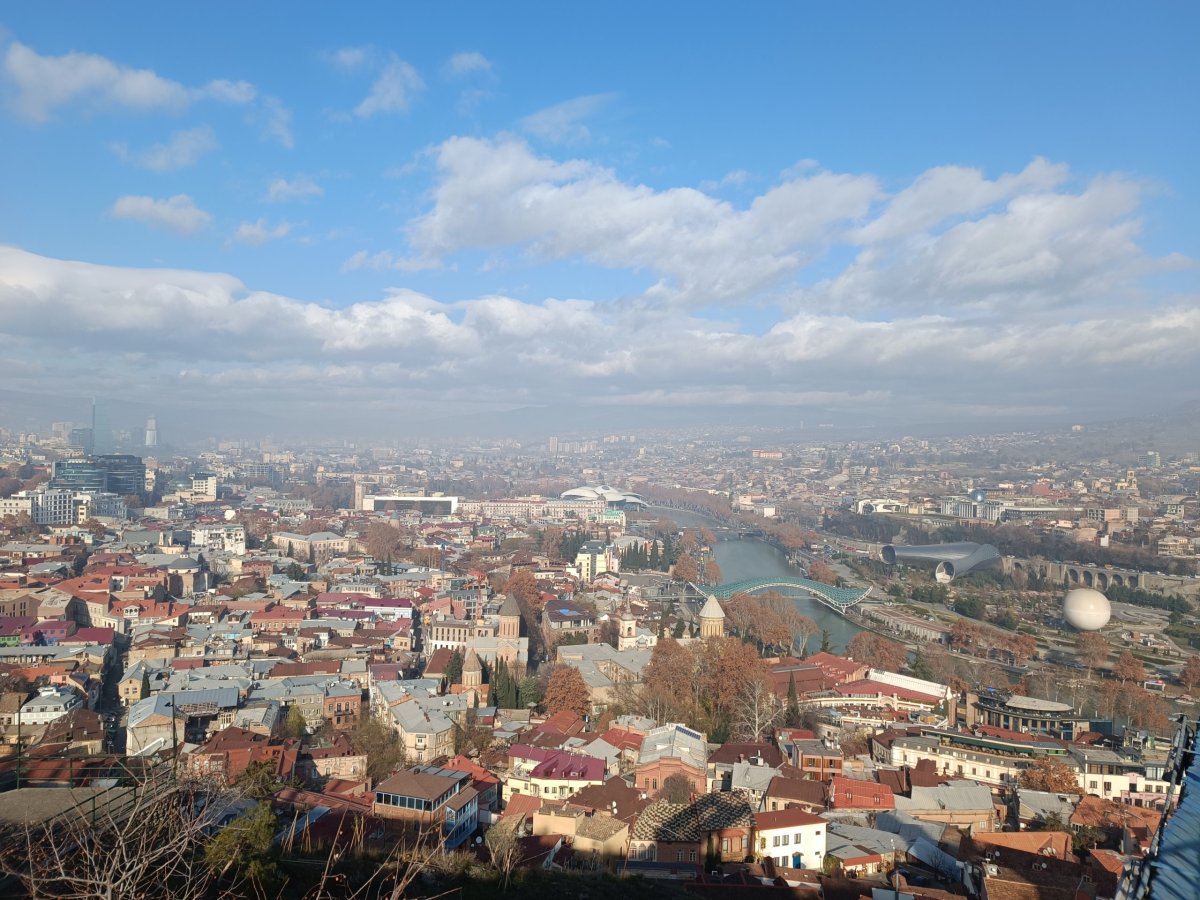 Výhled na Tbilisi