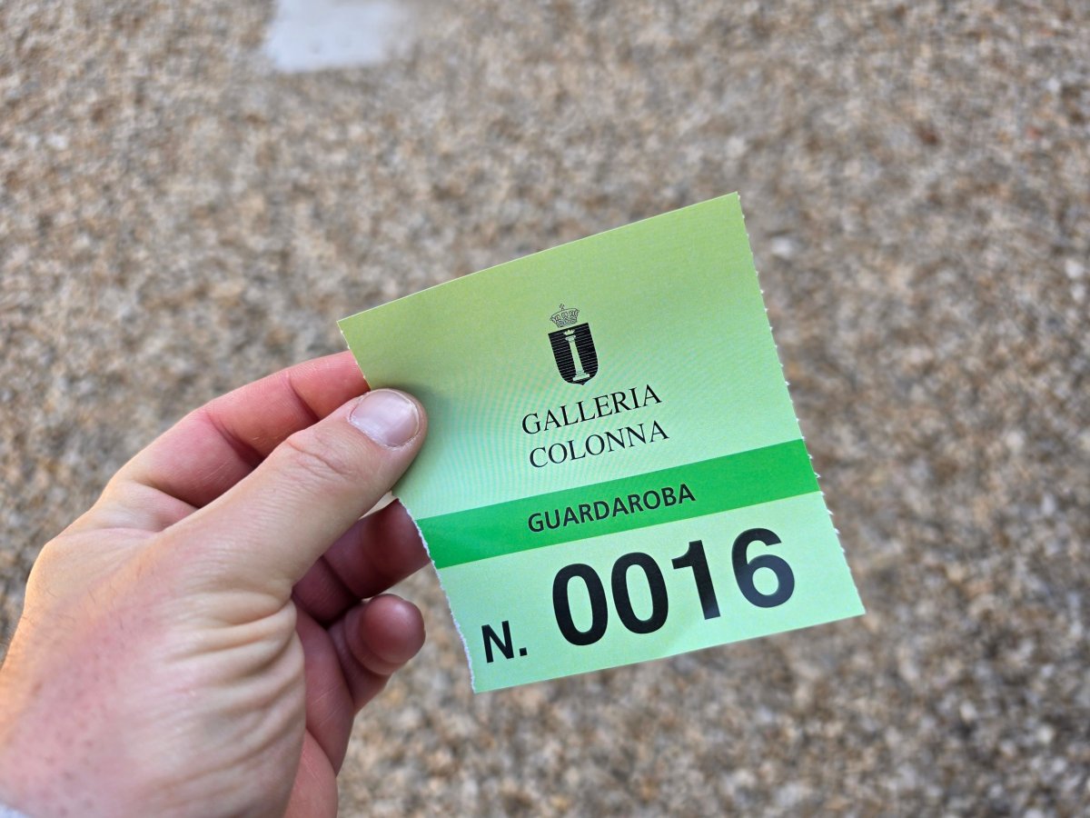 Galleria Colonna, lístek od úschovny zavazadel