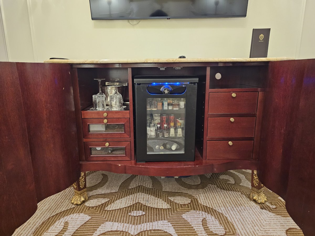 Minibar