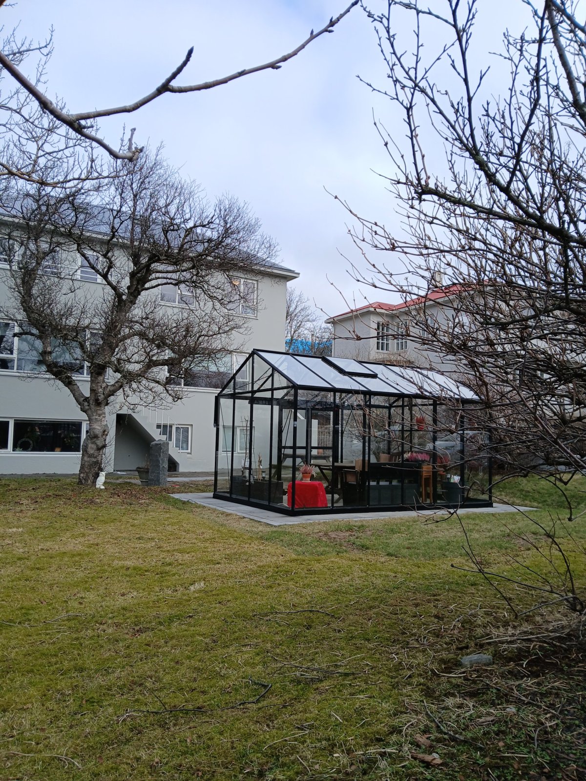 To není skleník, ale zahradní posezení